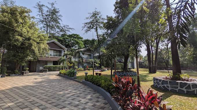 AROVA WOODS ZINC JOURNEY BY THE FERN LONAVALA